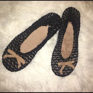 NEW Black Dearfoam  ballet style slippers